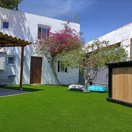 Country בית נופש *