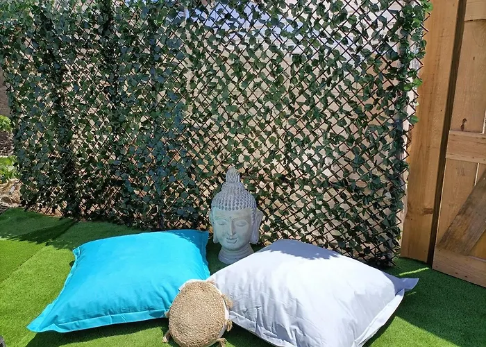 Country * Granadilla De Abona