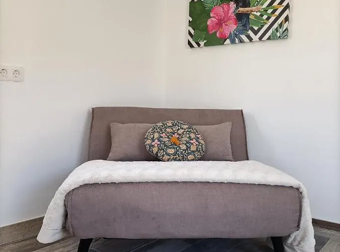 Country * Гранадилла-де-Абона